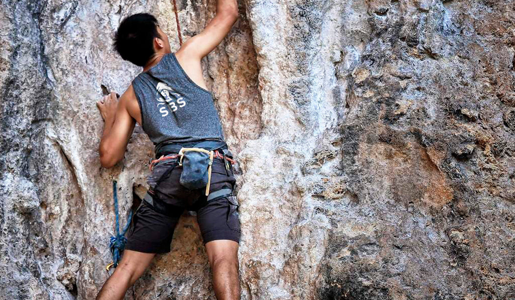 Secret Brush Society: playeras para difundir una filosofía de vida